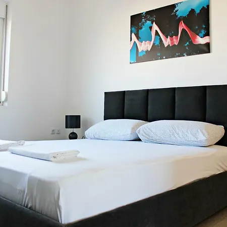 Erin Luxury 公寓 Sarandë