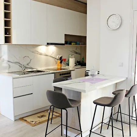 Erin Luxury Sarandë