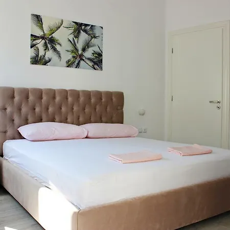 Erin Luxury Apartment